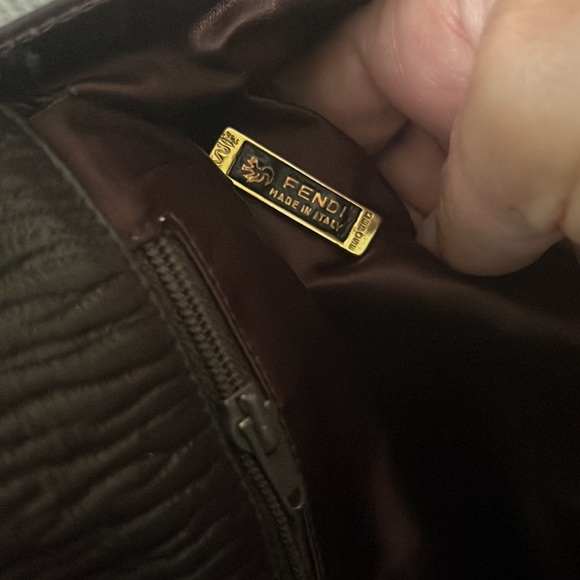 Fendi leather bag bought in Italy bought in the 80’s . Excellent cond - Picture 5 of 10